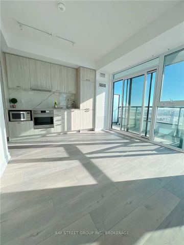 For Lease - 10 Honeycrisp Crescent Unit# 1709, Vaughan, Ontario - Photo 5