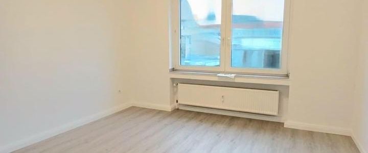 Schönes Apartment 100m vom Rathaus - Photo 1