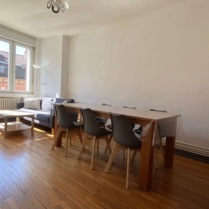 Location Appartement 4 pièces 75m² DOUAI 59500 - Photo 1