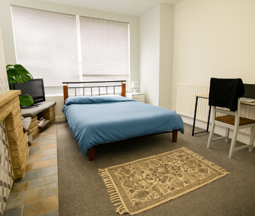 1 bedroom in a house share to rent - Photo 5