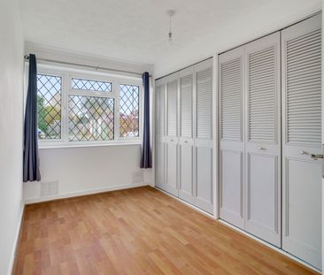 Hartford Road, Epsom, KT19 - Photo 4