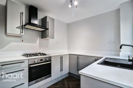 2 bedroom terraced house to rent - Photo 3