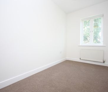 2 bed apartment to rent in Gras Lawn, Exeter, EX2 - Photo 5