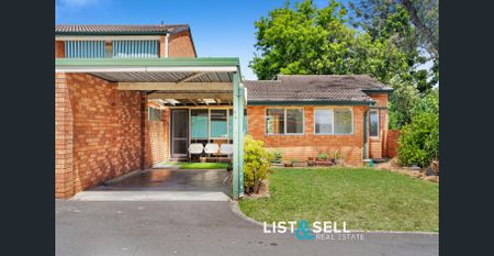 Prime Location & Well Kept! - Photo 3