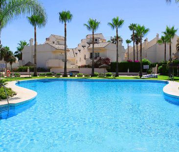 Townhouse in Las Chapas - Photo 1