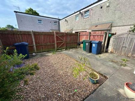 3 bedroom property to rent in Skelmersdale - Photo 4