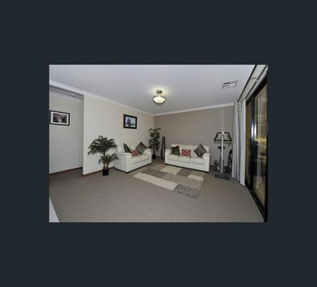 37 KIMBERLEY DRIVE, Secret Harbour, WA 6173 - Photo 5