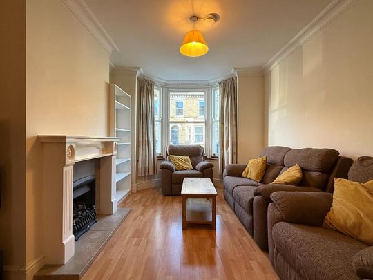 3 bedroom terraced house to rent - Photo 1