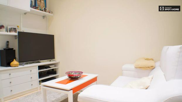 Renovated 1-bedroom apartment for rent in Retiro - Foto 1