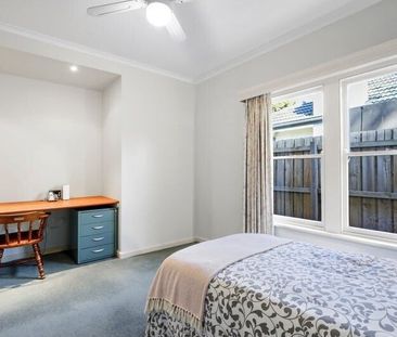 Cheltenham - Photo 3