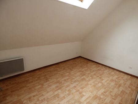 Location Appartement 3 pièces 51m² TINTENIAC 35190 - Photo 5