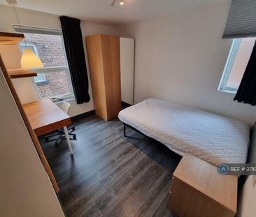 9 bedroom terraced house to rent - Photo 3