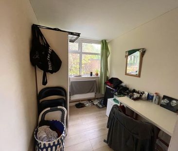 6 bedroom semi-detached house to rent - Photo 6