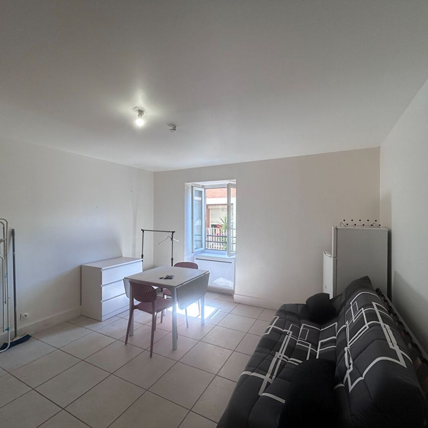 Location Appartement 1 pièce 22m² - Photo 1