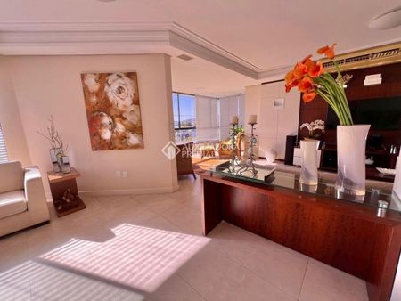 Apartamento com 4 quartos e 290m² para alugar em Centro, Florianópolis. - Foto 4