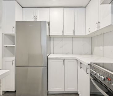For Lease - 18 Thirty Third Street Unit# 5, Toronto, Ontario - Photo 5