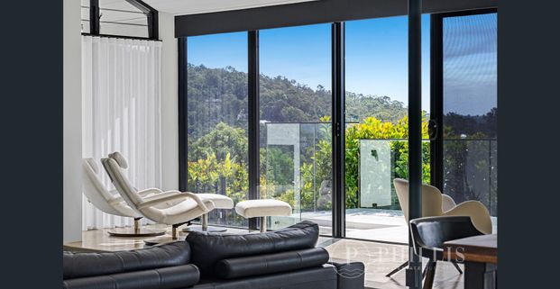 Mountain Resort with Panoramic Views - Photo 1