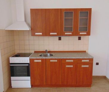 Pronájem bytu 1+kk 35 m2 - Fotografie 3