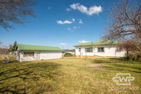 Neat & Versatile Family Home - Photo 3