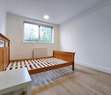 Thackeray Court, Hanger Vale Lane, London W5 - Photo 4