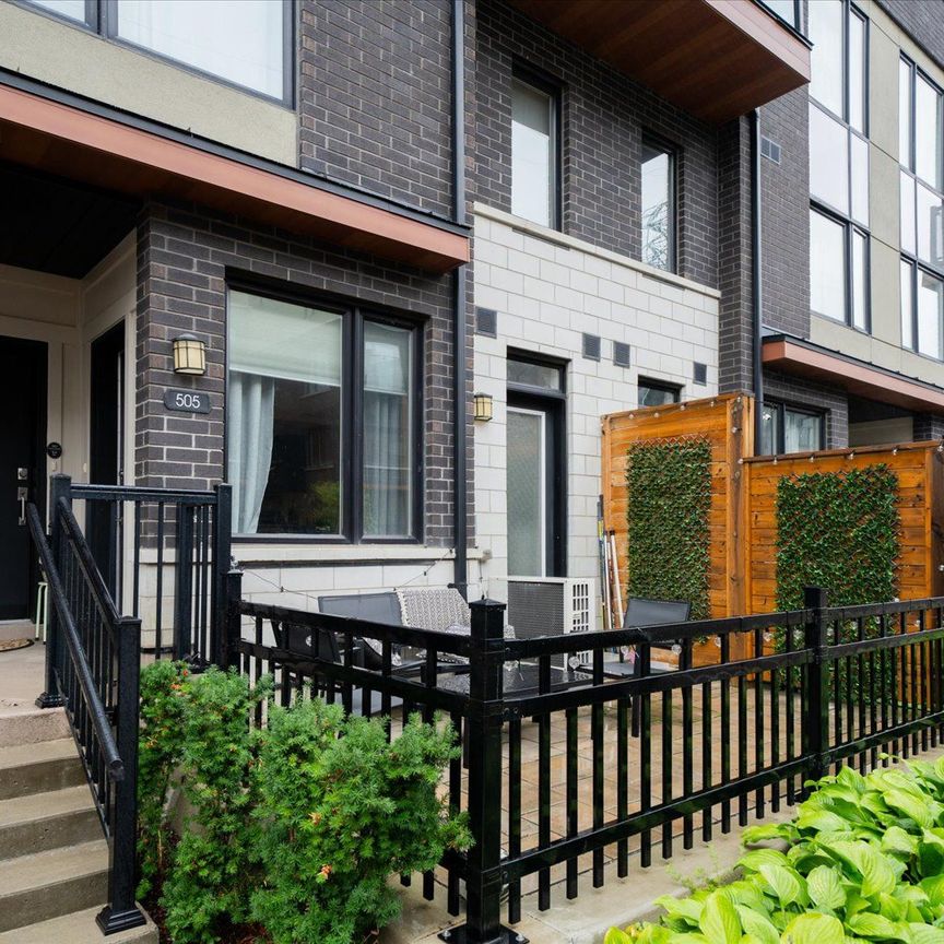 For Lease - 1555 Kingston Road Unit# 405, Pickering, Ontario - Photo 1