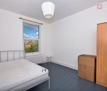 5 bedroom terraced house to rent - Photo 4