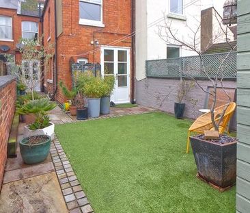 4 bedroom terraced house to rent - Photo 6