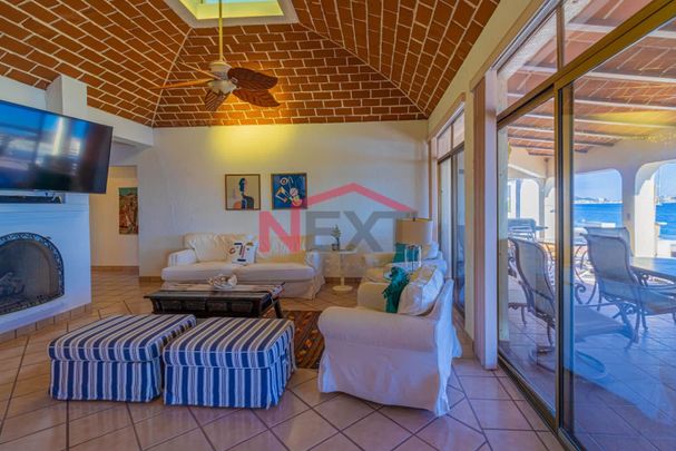 SE RENTA CASA FRENTE A LA PLAYA EN COSTA DEL MAR. - Foto 1