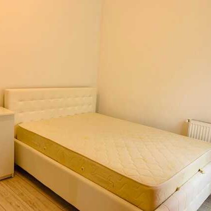 3 camere, 70 mp, imobil nou, parcare, mobilat modern, zona Taietura Turcului - Photo 1