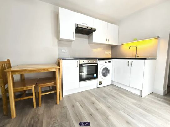 2 Bed Flat, Asplins Road, N17 - Photo 1