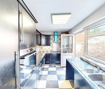 2 bedroom terraced house to rent - Photo 4