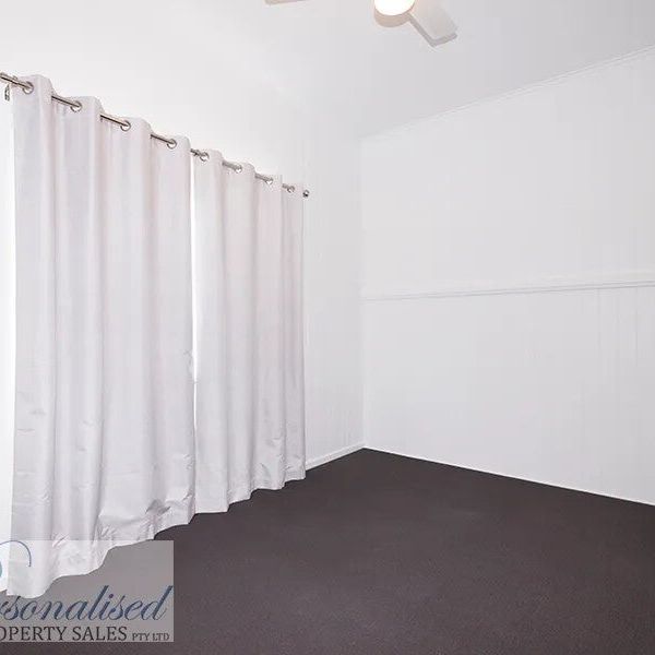 East Brisbane - Photo 1