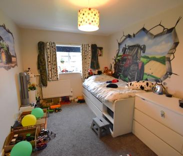 4 bedroom bungalow to rent - Photo 5