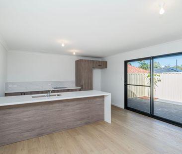 Modern, Stylish & Low Maintenance! - Photo 6