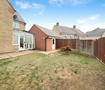 4 bedroom detached house to rent - Photo 4