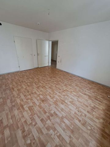 Mit WBS!!! Rollstuhlgerechte Wohnung in zentraler Lage von Mariendorf - Photo 2