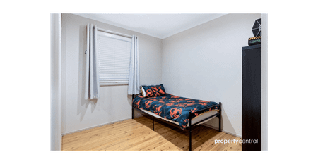 Spacious & Comfortable Family Home with Great Entertaining Area - Photo 3