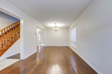 For Lease - 3045 Abernathy Way, Oakville, Ontario - Photo 5