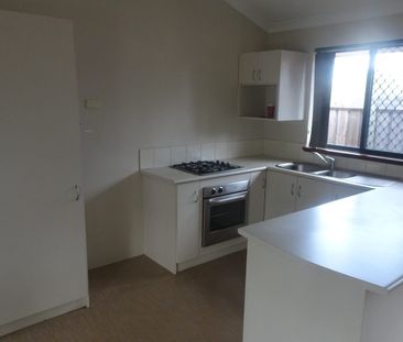 3-Bedroom Home in Carey Park – $550 per week - Photo 5