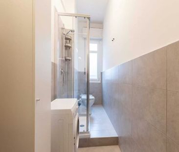 Viale Carlo Espinasse, Milan, Lombardy 20156 - Foto 5