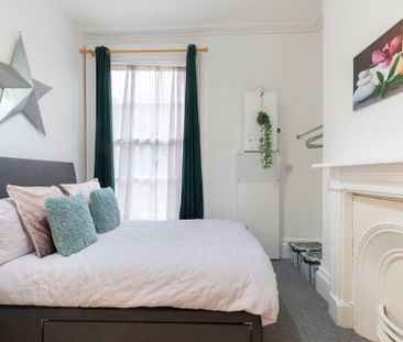 Grosvenor Place South, Cheltenham GL52 2RX - Photo 2