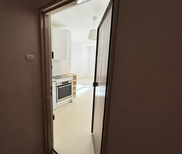 Location Appartement 1 pièce 28m² DEUIL LA BARRE 95170 - Photo 3