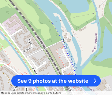 River Meads, SG12 - Photo 1