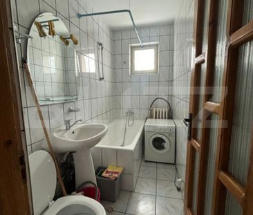Apartament cu 2 camere, 50 mp, zona Decebal - Fotografie 5