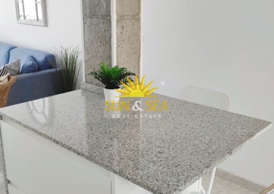 2 BEDROOM APARTMENT - TORRE DE LA HORADADA