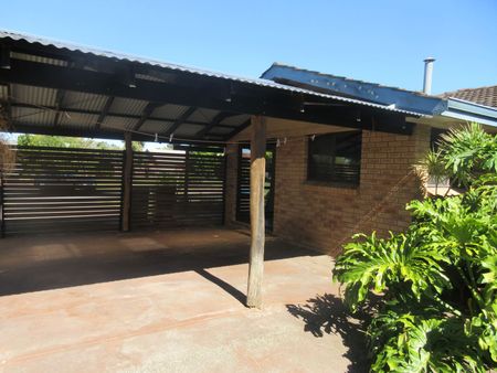 NEAT AND TIDY HOME IN WEST BUSSELTON - Photo 4