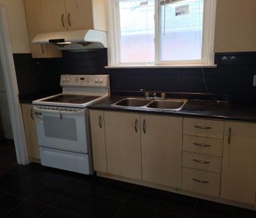 For Lease - 58 Emmeline Crescent Unit# Main Level, Toronto, Ontario - Photo 6