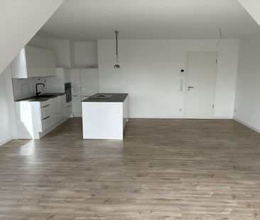 Pronájem bytu 4+1 • 123 m² bez realitky, Severní Porýní-Vestfálsko - Photo 1