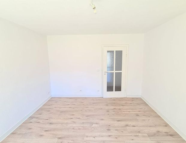 Helle 3-Zimmer-Wohnung im Erdgeschoss in Chemnitz - Photo 1