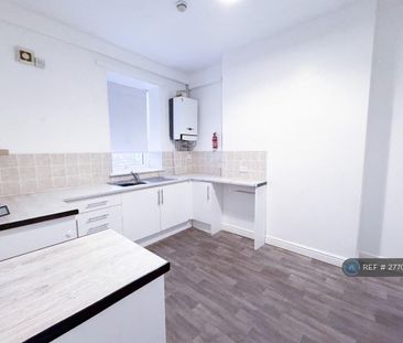 3 bedroom maisonette to rent - Photo 5